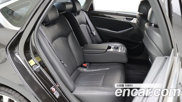 Genesis G80 2018 — photo 9