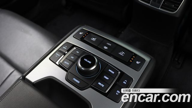 Genesis G80 2018 — photo 14