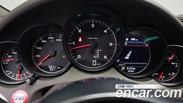 Porsche Cayenne 2017 — photo 8