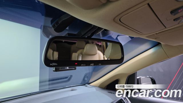 Kia Canival 2015 — photo 19