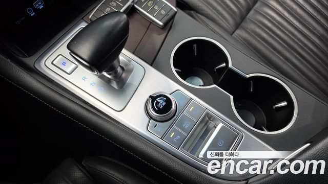 Genesis G70 2019 — photo 12