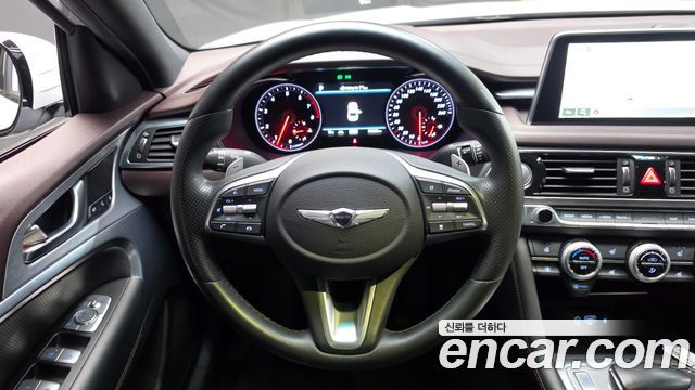 Genesis G70 2019 — photo 18
