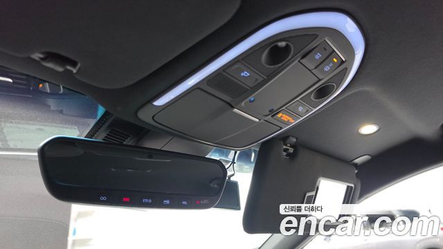 Genesis G70 2019 — photo 25