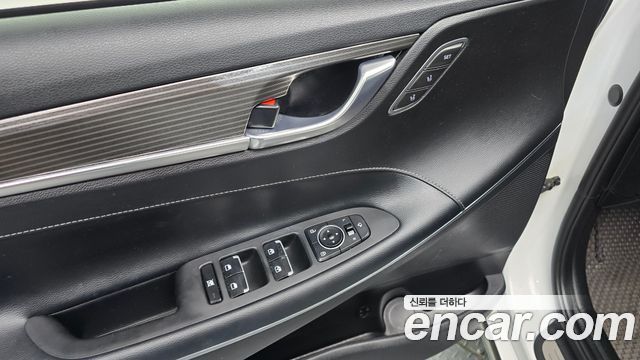 Hyundai Grandeur 2018 — photo 16