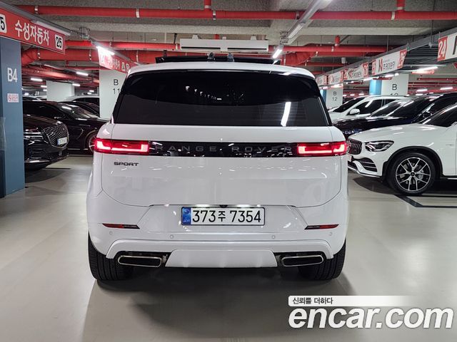 Land Rover Range Rover Sport 2026 — photo 4
