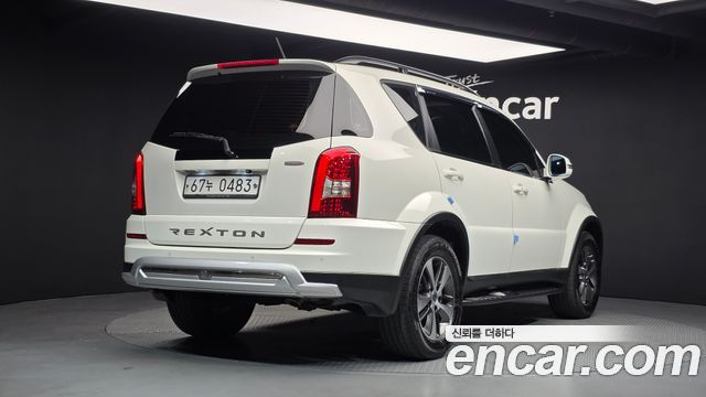 KG Mobility Rexton 2016 — photo 2