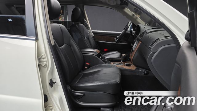 KG Mobility Rexton 2016 — photo 11
