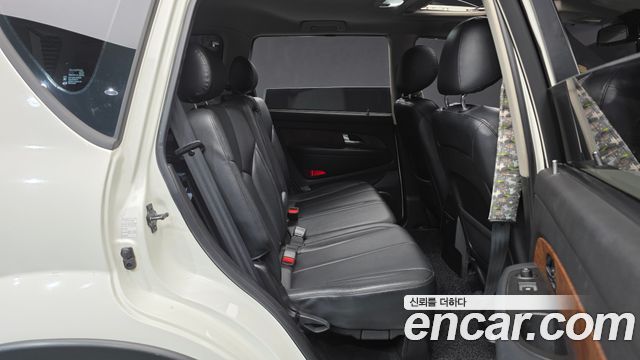 KG Mobility Rexton 2016 — photo 12