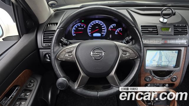 KG Mobility Rexton 2016 — photo 13