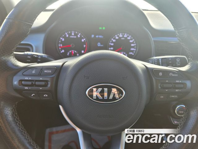 Kia Stonic 2020 — photo 7