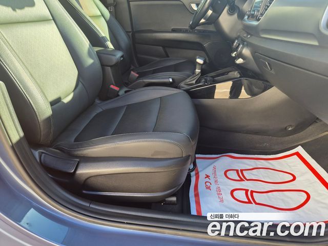 Kia Stonic 2020 — photo 18