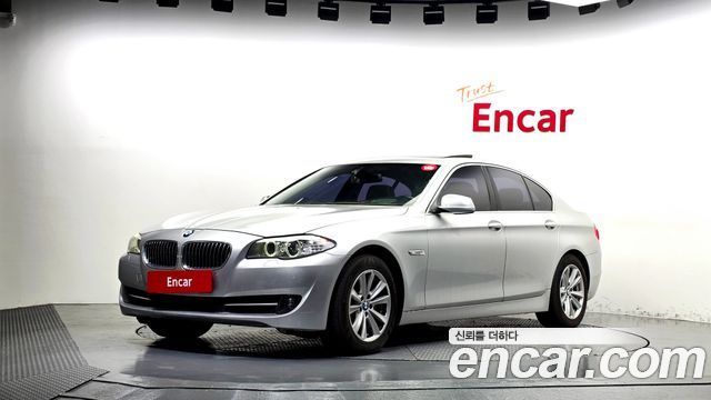 BMW 5-Series 2011 — photo 1