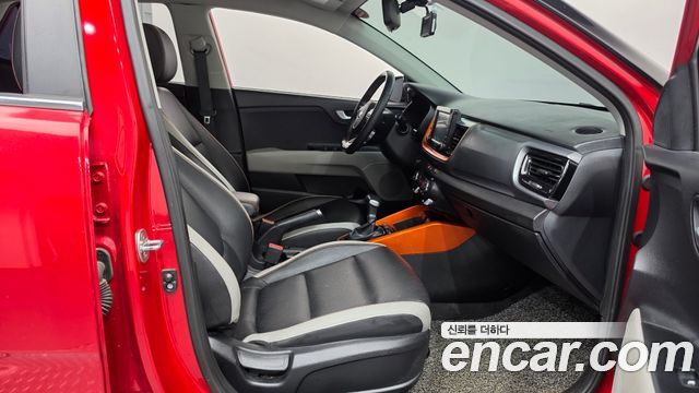Kia Stonic 2018 — photo 16