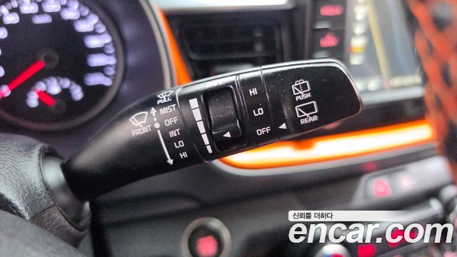 Kia Stonic 2018 — photo 34