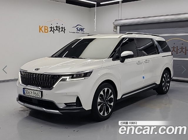 Kia Canival 2021 — photo 3