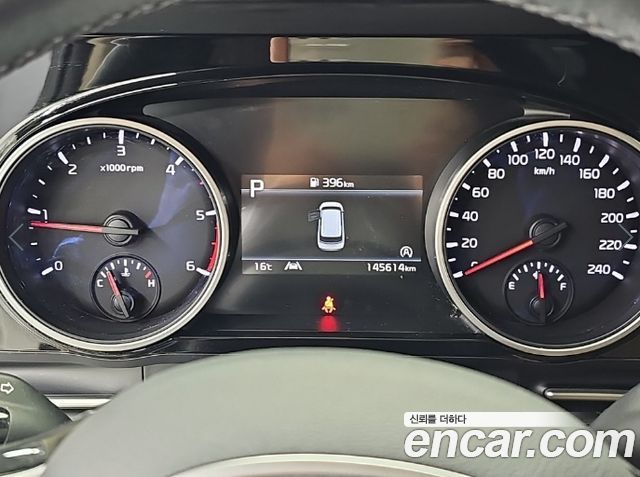 Kia Canival 2021 — photo 6