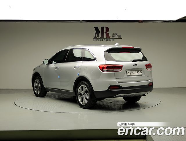 Kia Sorento 2015 — photo 4