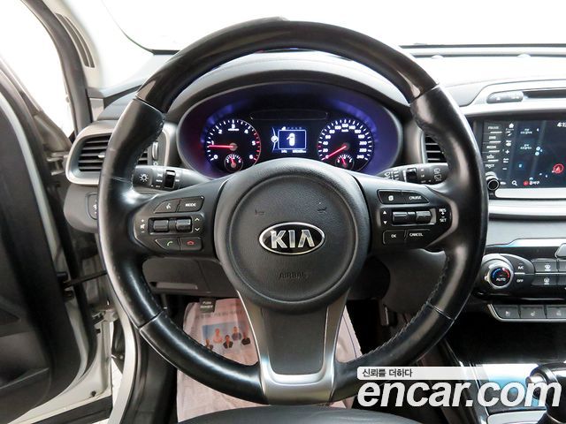 Kia Sorento 2015 — photo 8