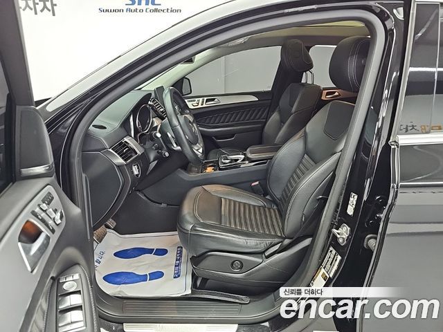 Mercedes-Benz GLE-Class 2018 — photo 10