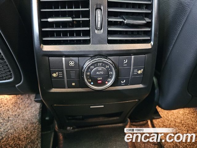 Mercedes-Benz GLE-Class 2018 — photo 12