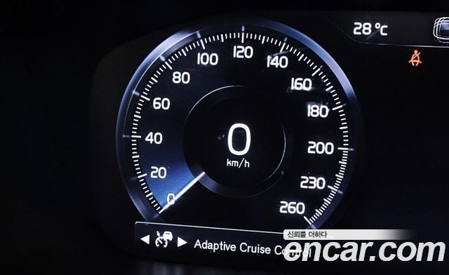 Volvo XC90 2021 — photo 7