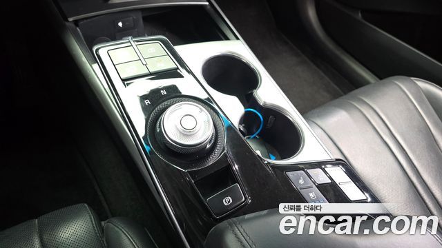 Kia K8 2022 — photo 9
