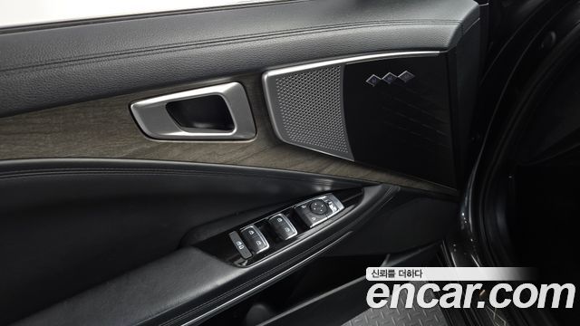 Kia K8 2022 — photo 17