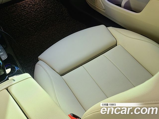 Mercedes-Benz A-Class 2021 — photo 4
