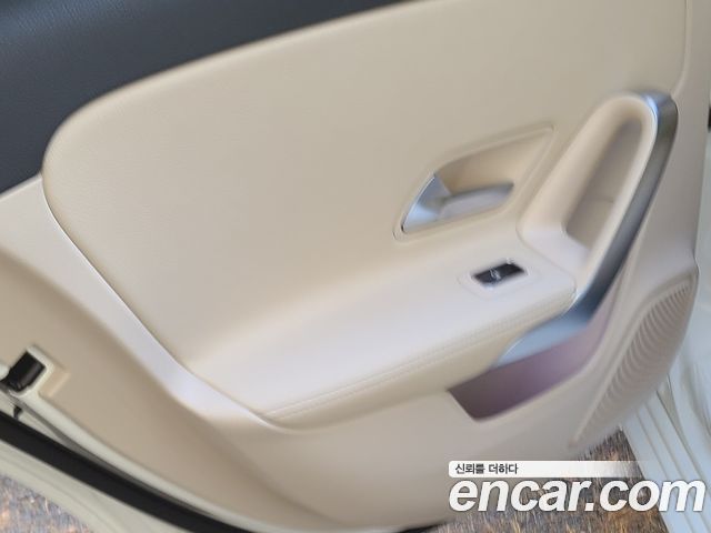 Mercedes-Benz A-Class 2021 — photo 5