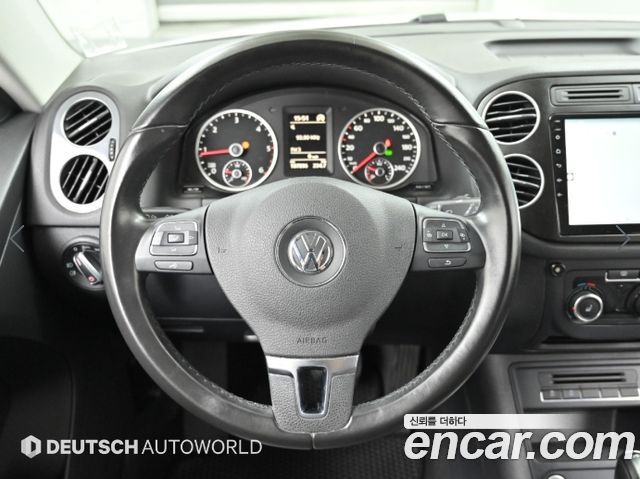 Volkswagen Tiguan 2014 — photo 13