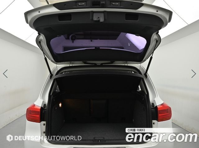 Volkswagen Tiguan 2014 — photo 19
