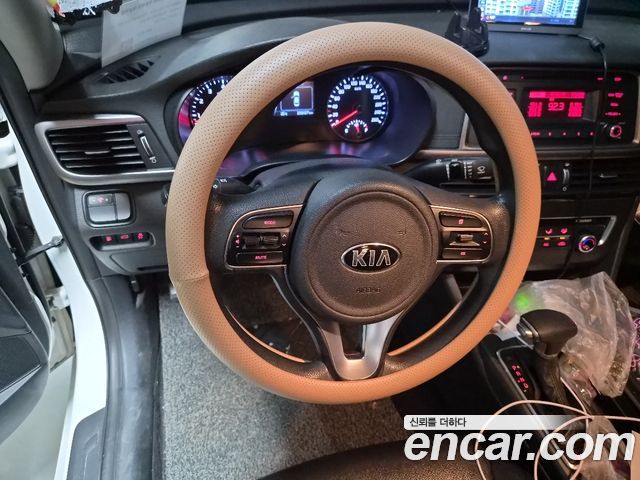 Kia K5 2016 — photo 8