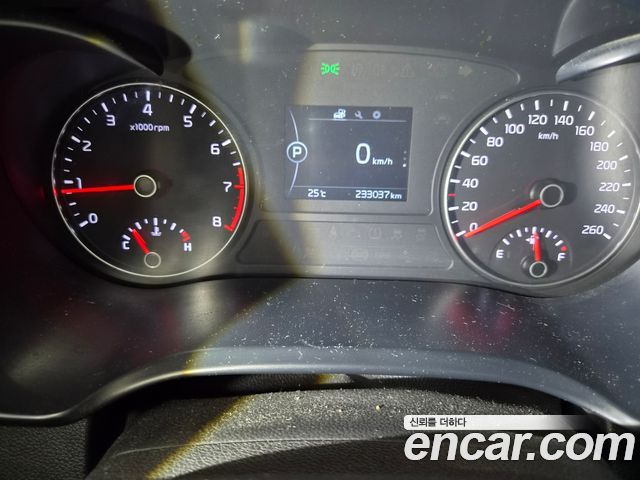 Kia K5 2016 — photo 9