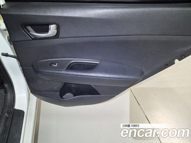 Kia K5 2016 — photo 14