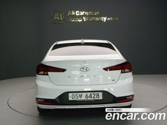 Hyundai AVANTE 2019 — photo 6