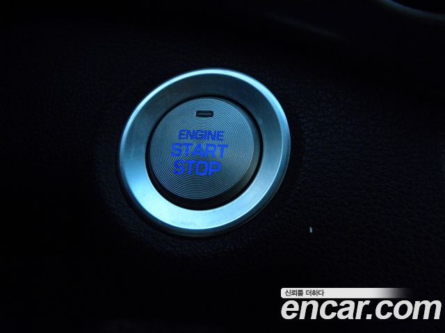 Hyundai AVANTE 2019 — photo 19