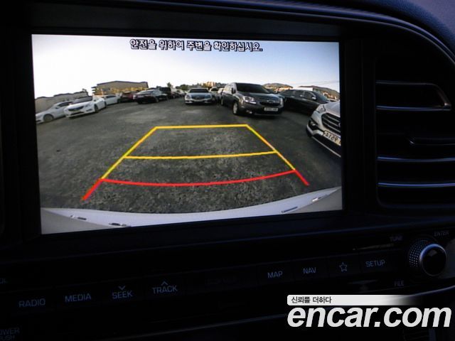Hyundai AVANTE 2019 — photo 20