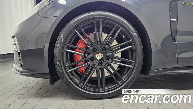 Porsche Panamera 2018 — photo 5