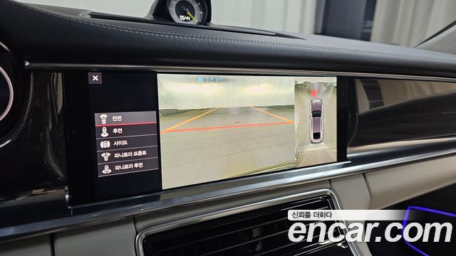 Porsche Panamera 2018 — photo 20