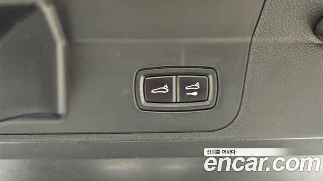Porsche Panamera 2018 — photo 22