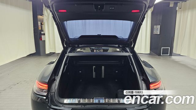 Porsche Panamera 2018 — photo 23