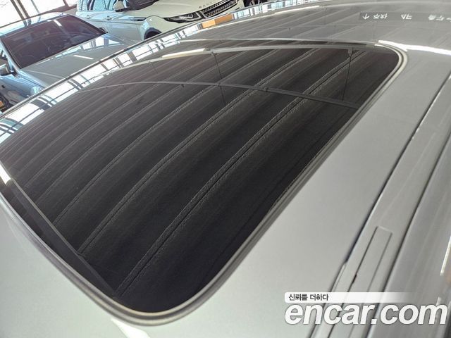 BMW 5-Series 2023 — photo 8
