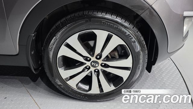 Kia Sportage 2012 — photo 5