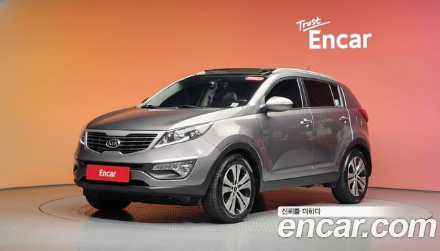 Kia Sportage 2012 — photo 1