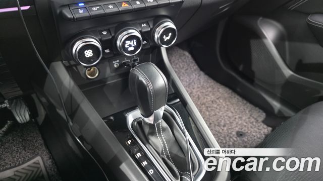 Renault Korea XM3 2022 — photo 12