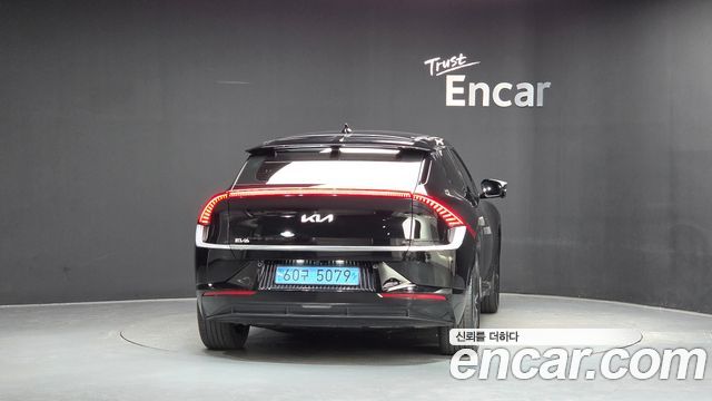Kia EV6 2023 — photo 4