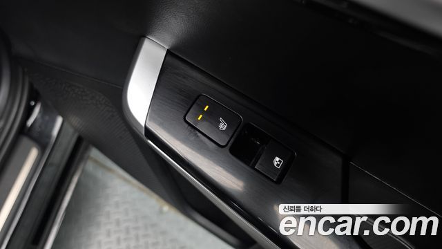 Kia EV6 2023 — photo 24