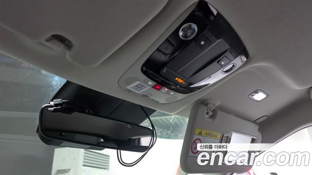 Kia EV6 2023 — photo 25