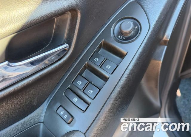 Chevrolet Korea Trax 2016 — photo 12