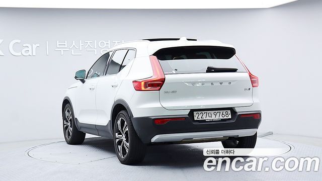 Volvo XC40 2021 — photo 3